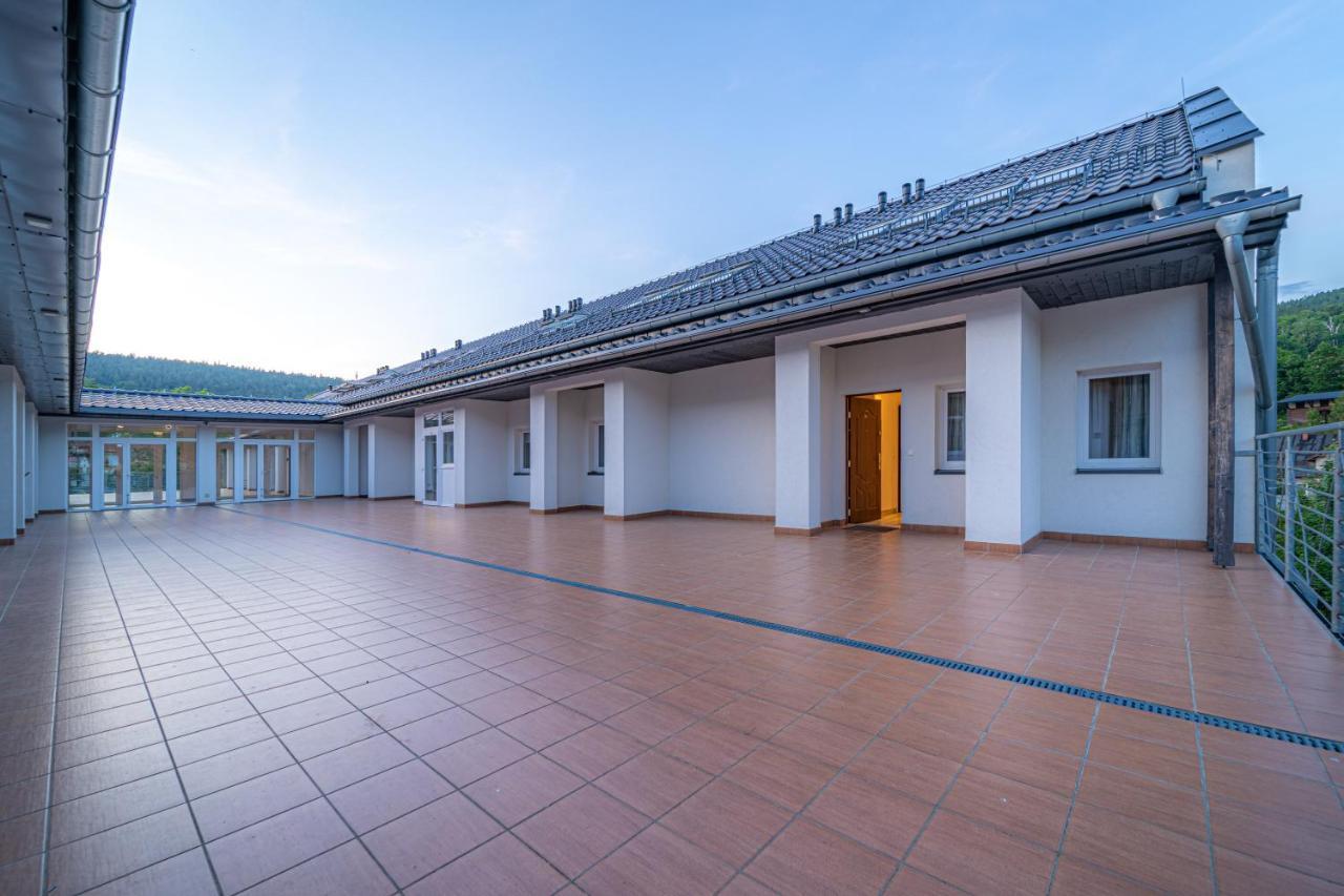 Apartament Rodzinny Plus Mountain Aparts Swieradow-Zdroj Exterior photo